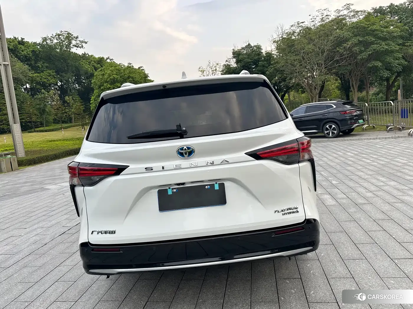 Toyota Sienna id 4514324 из Китая 17