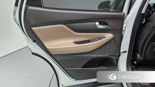Hyundai Santa Fe TM id 4294625 из Кореи 17