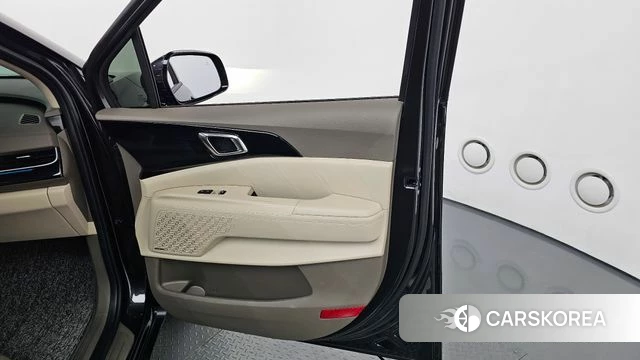 Kia The New Carnival 4th Generation id 4494023 из Кореи 17