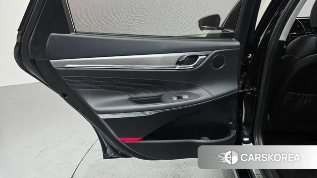 Hyundai The New Grandeur IG Hybrid id 4573642 из Кореи 17