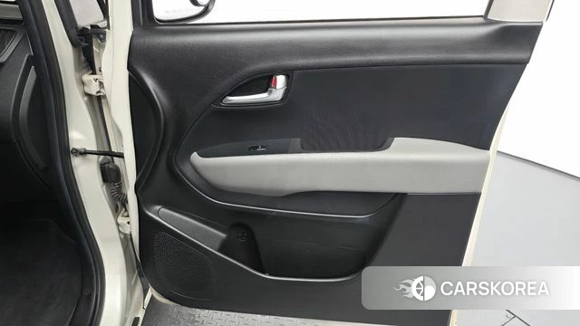 Kia The New Kia Ray id 4561292 из Кореи 17
