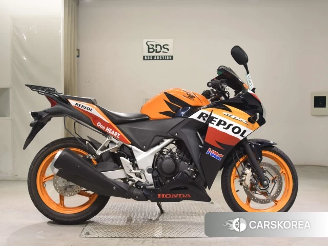 Проданный Honda CBR250R ABS 2013 из Японии