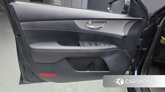 Kia Come New K3 id 4568172 из Кореи 17
