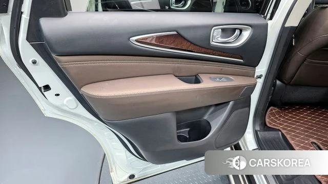 Infiniti QX60 id 4203412 из Кореи 17