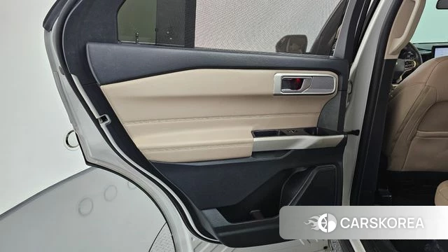 Ford Explorer 6th Generation id 4202856 из Кореи 17