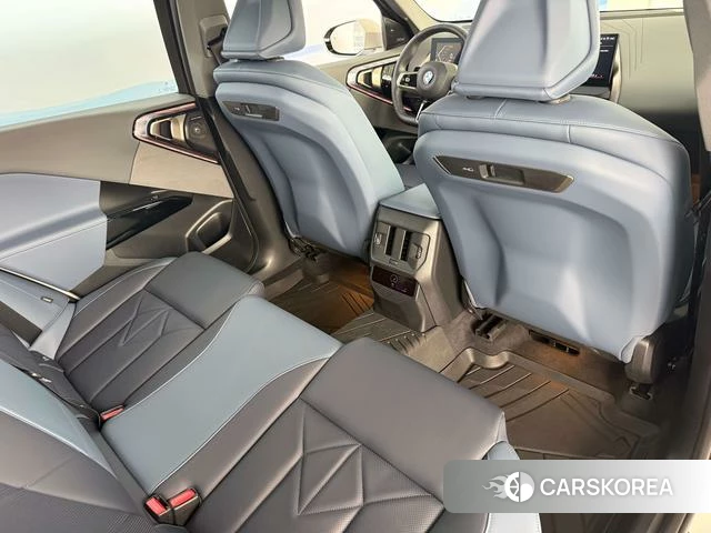 BMW X3 id 4348588 из Китая 17