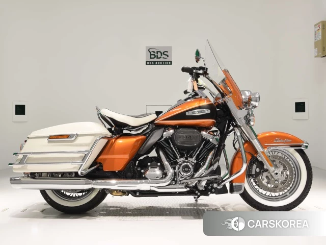 Проданный Harley-Davidson Electra Glide Highway King FLHFB1870 2023 из Японии, фото 2