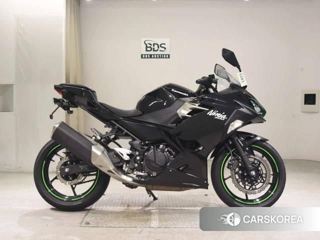 Проданный Kawasaki NINJA 400 2021 из Японии