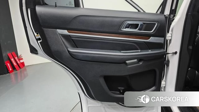 Ford Explorer id 4197233 из Кореи 17