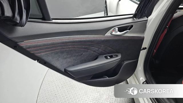 Kia Stinger Meister id 4476691 из Кореи 17