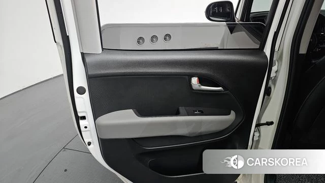 Kia The New Kia Ray EV id 4185700 из Кореи 17