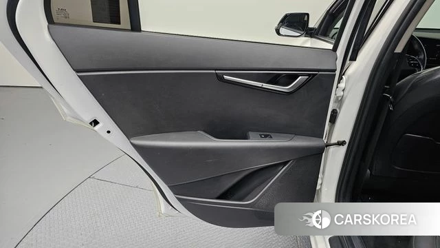 Kia Di Ol Nu Niro id 4303368 из Кореи 17
