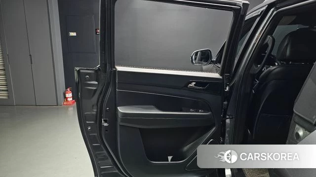 Ssangyong Rexton Sports id 4722103 из Кореи 17