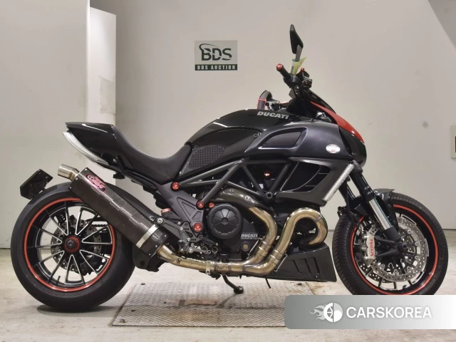 Проданный Ducati DIAVEL 2012 из Японии, фото 2