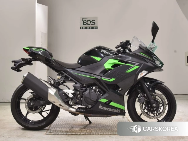 Проданный Kawasaki NINJA 400 2018 из Японии