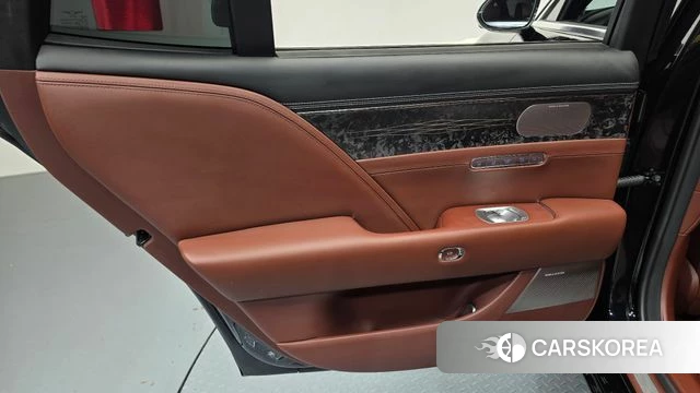 Genesis G90 (RS4) id 4200815 из Кореи 17