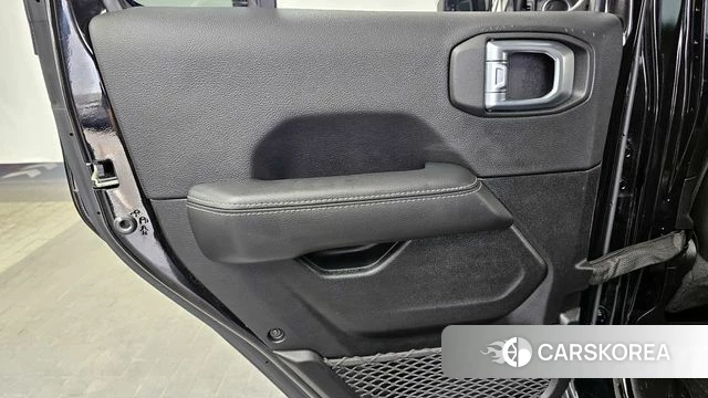 Jeep Wrangler (JL) id 4302941 из Кореи 17