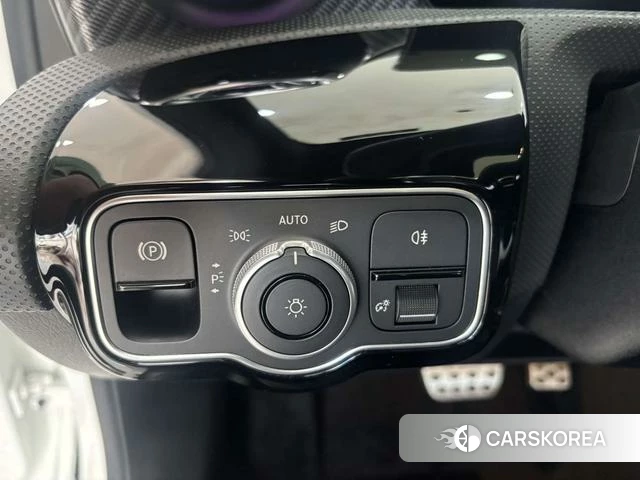 Mercedes-Benz Class A id 4353454 из Китая 17