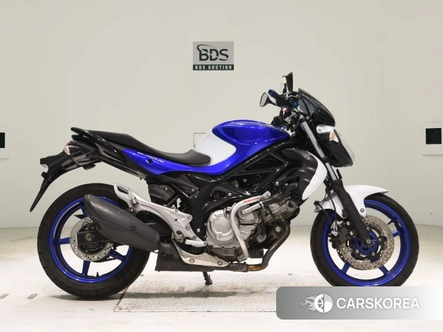 Проданный Suzuki GLADIUS 400 2013 из Японии, фото 2