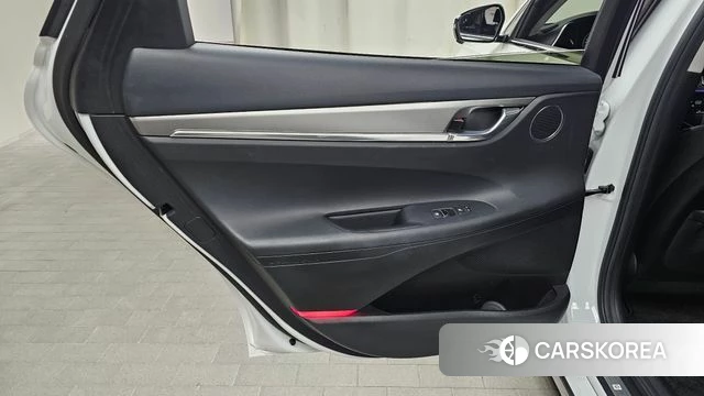 Hyundai The New Grandeur IG Hybrid id 4550001 из Кореи 17