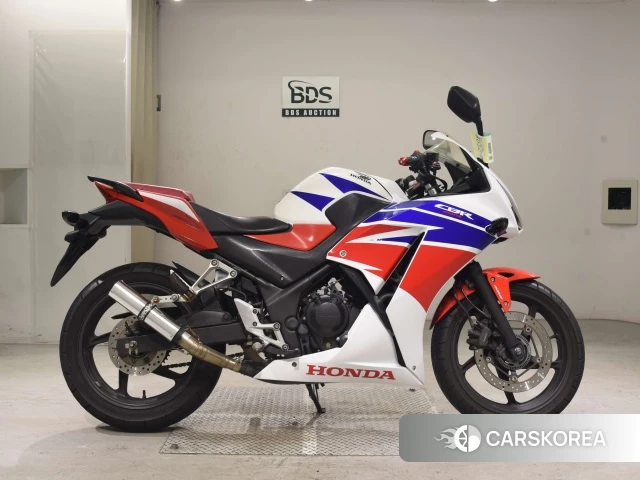 Проданный Honda CBR250R ABS 2015 из Японии