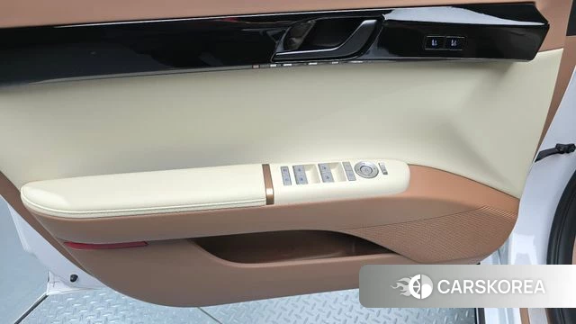Hyundai Grandeur Hybrid (GN7) id 4607742 из Кореи 17