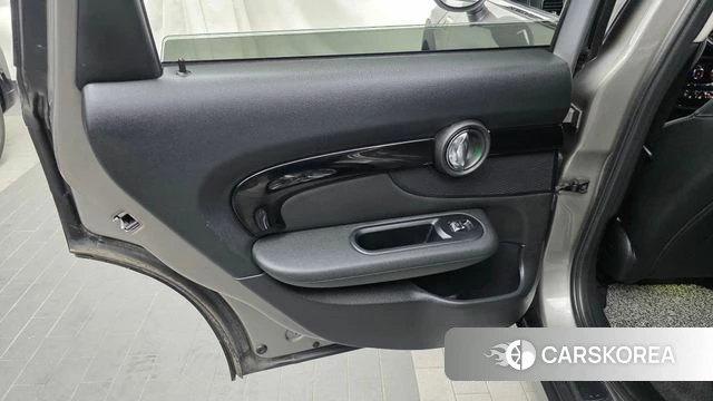 Mini Cooper D Clubman id 4785567 из Кореи 17