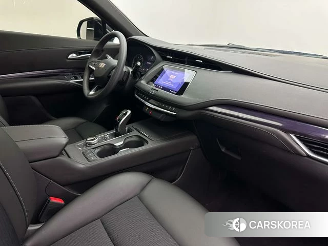 Cadillac XT4 id 4254297 из Китая 17