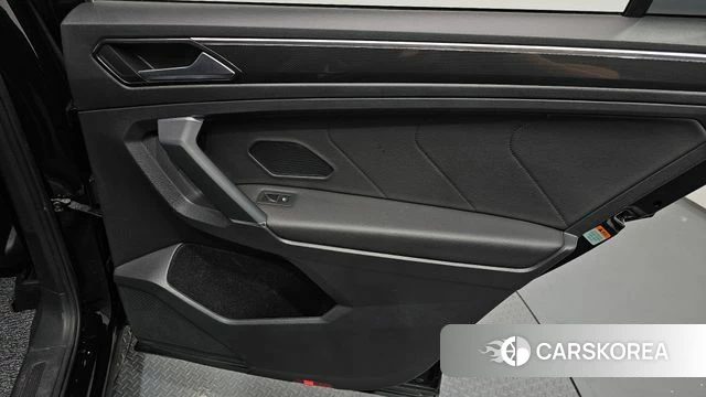 Volkswagen Tiguan Allspace id 4318166 из Кореи 17