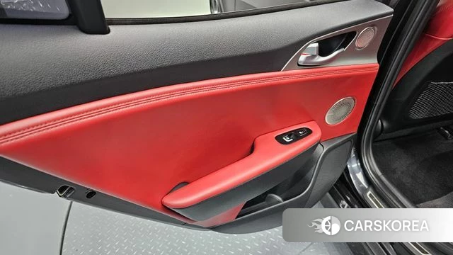 Kia Stinger id 4536813 из Кореи 17