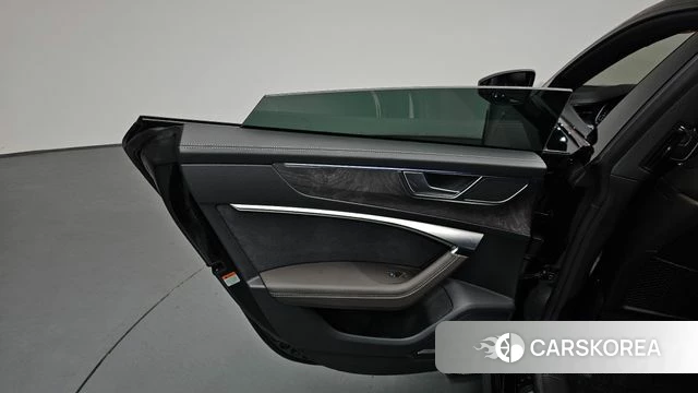 Audi A7 (4K) id 4315444 из Кореи 17