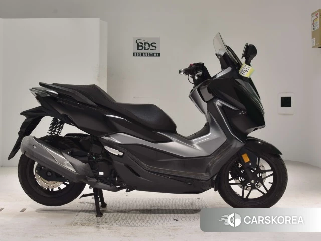 Проданный Honda FORZA 2018 из Японии, фото 2
