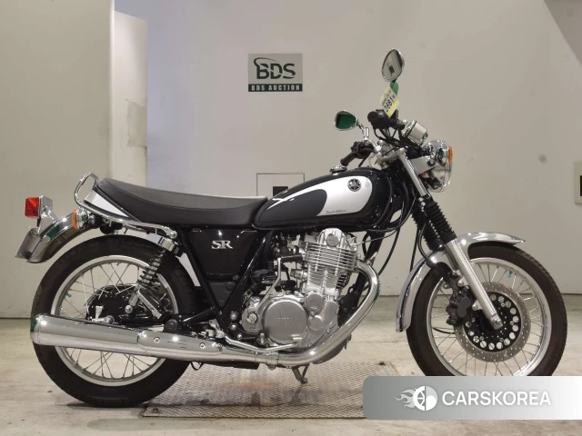 Проданный Yamaha SR400 2022 из Японии