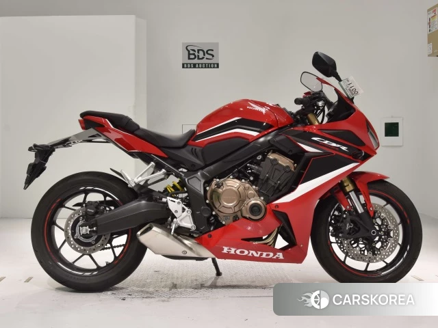 Проданный Honda CBR650R 2023 из Японии