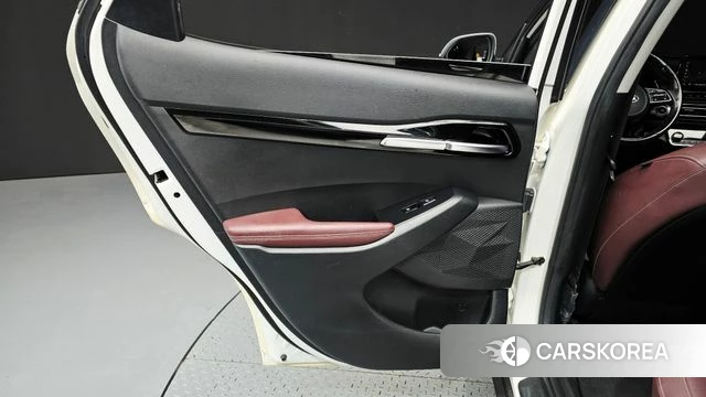 Kia Seltos id 4895120 из Кореи 17