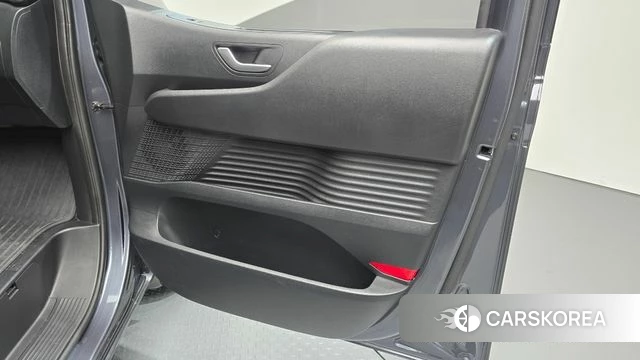 Hyundai Staria id 4688014 из Кореи 17