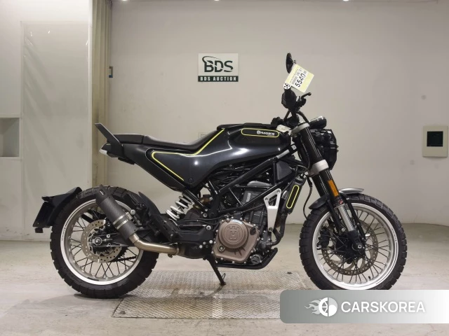 Проданный Husqvarna SVARTPILEN 401 2018 из Японии