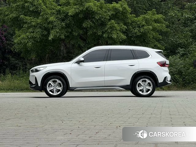BMW X1 id 4387648 из Китая 17