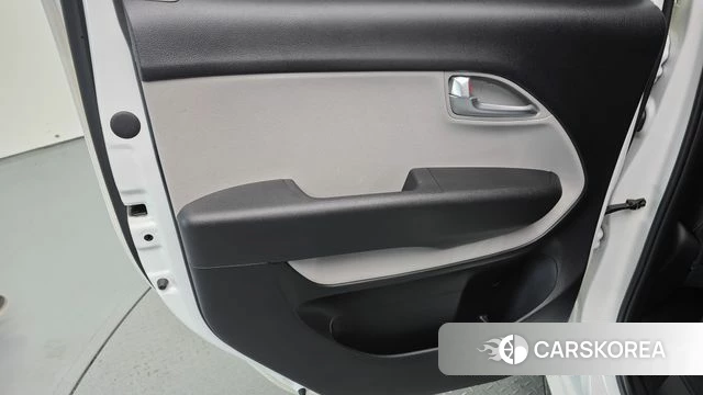 Kia The New Kia Ray id 4665634 из Кореи 17