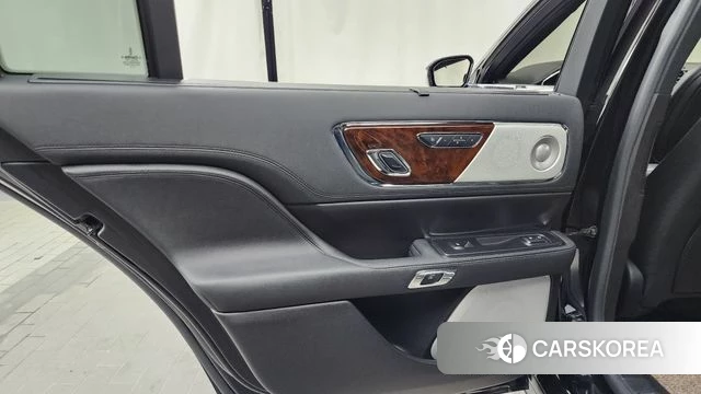 Lincoln Continental 10th Generation id 4581120 из Кореи 17