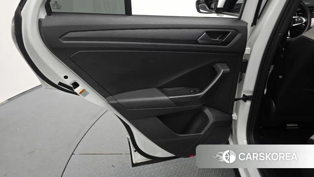 Volkswagen T-Roc id 4573179 из Кореи 17