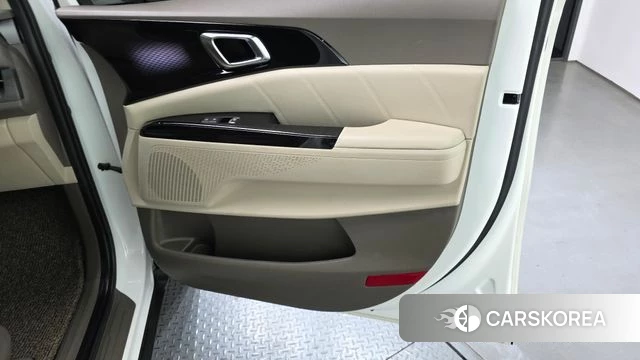 Kia Carnival 4th generation id 4303551 из Кореи 17