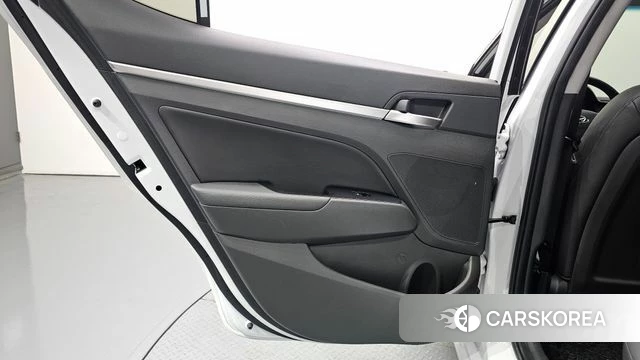 Hyundai The New Avante AD id 4424308 из Кореи 17
