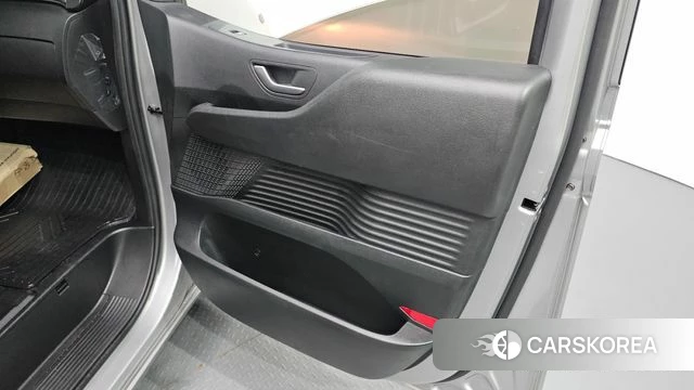 Hyundai Staria id 4507405 из Кореи 17