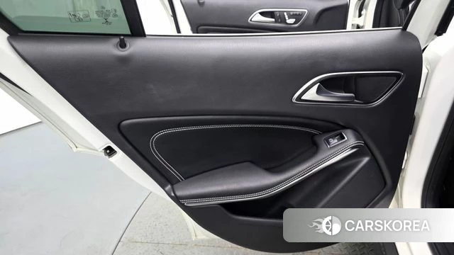 Mercedes-Benz GLA-Class X156 id 4520304 из Кореи 17