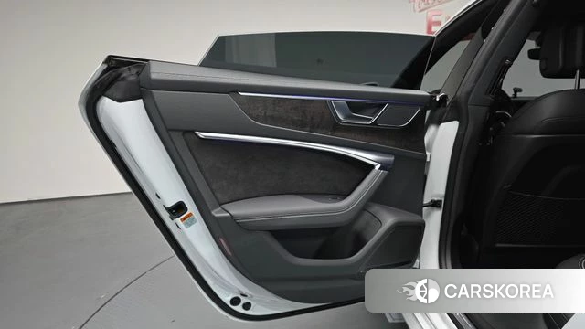 Audi A7 (4K) id 4464875 из Кореи 17