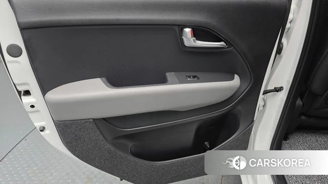 Kia The New Kia Ray EV id 4360407 из Кореи 17