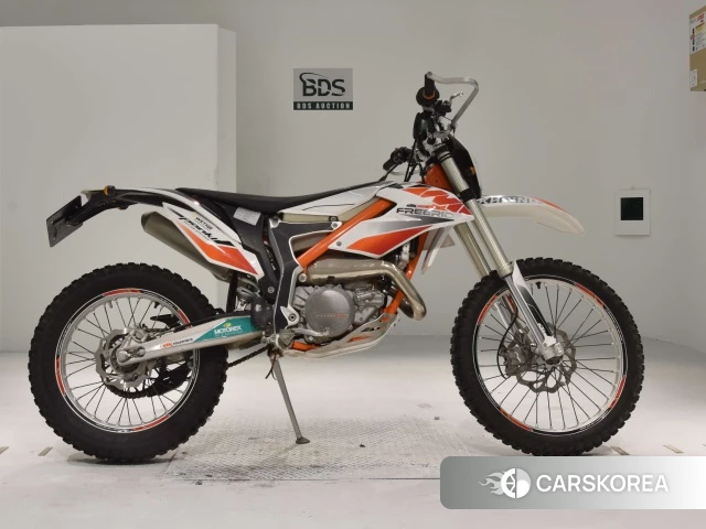 Проданный KTM 250R FREERIDE 2016 из Японии, фото 2