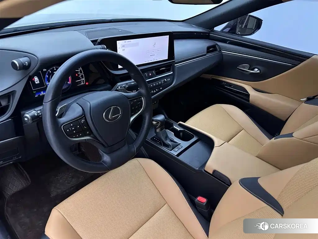 Lexus ES id 4649407 из Китая 17