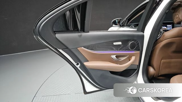 Mercedes-Benz E-Class W213 id 4477271 из Кореи 17